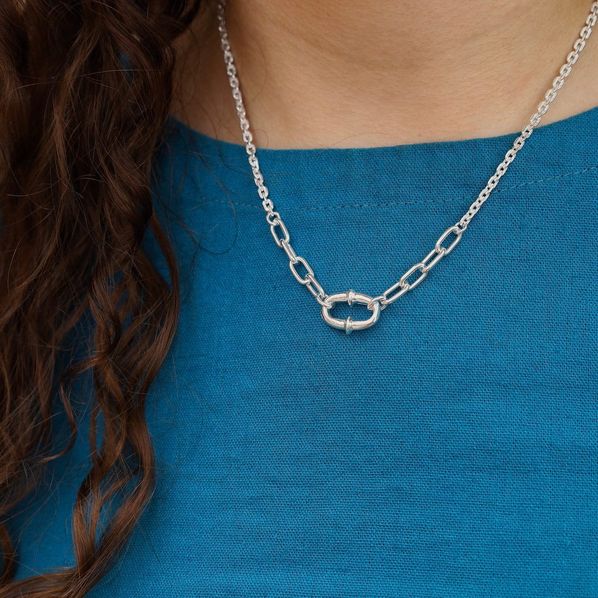 NKL Sterling Silver Boxy Chain with Graduated Ovals Necklace