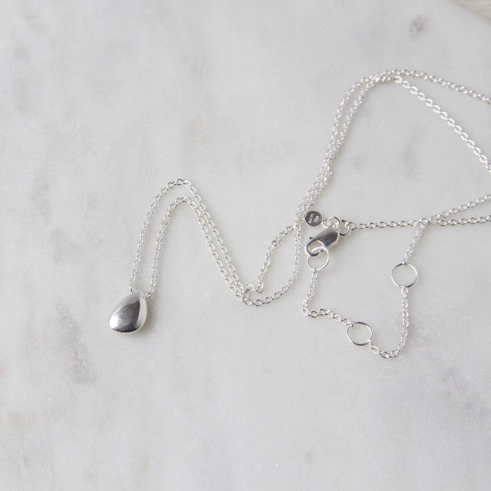 
                      
                        NKL Sterling Silver Little Bean Necklace
                      
                    