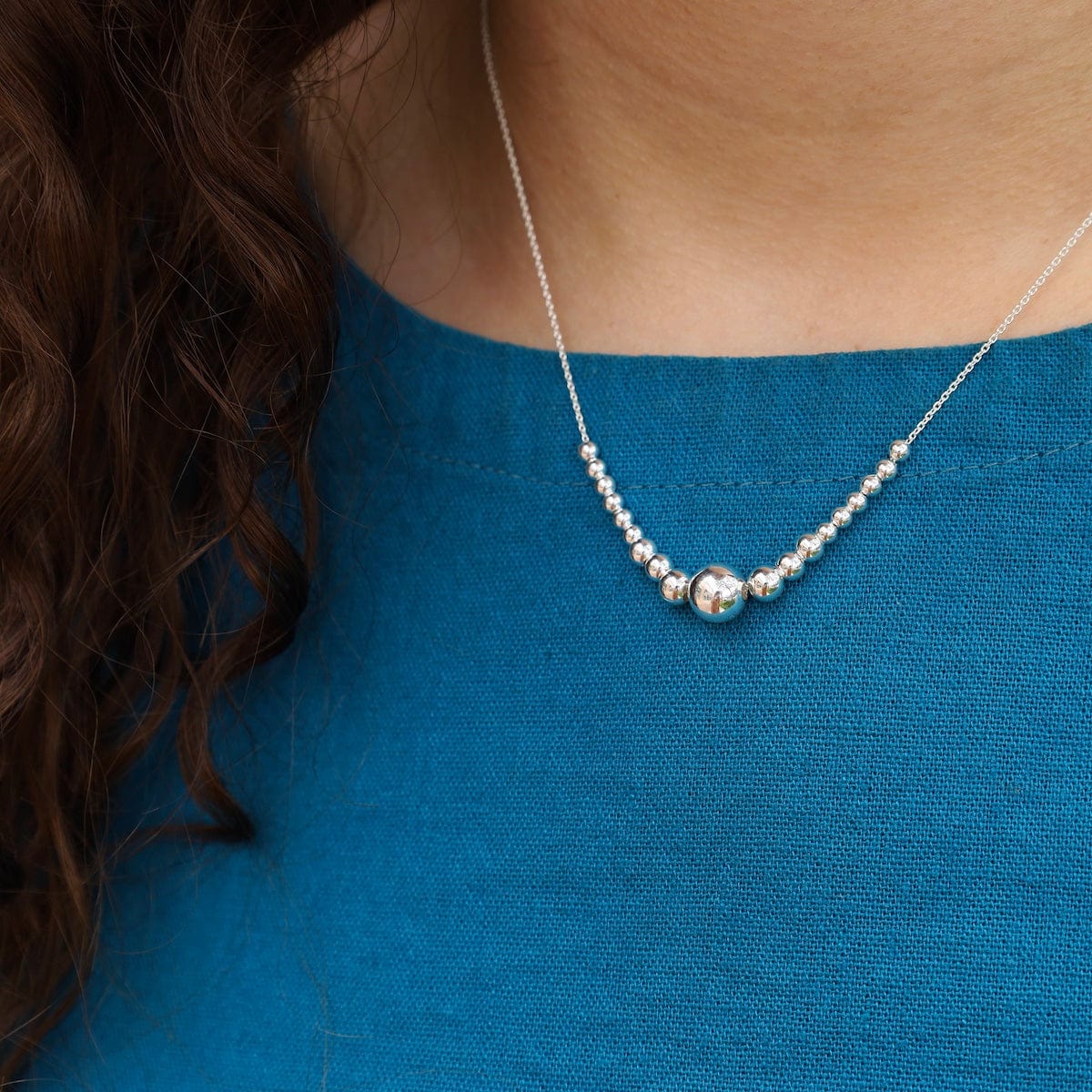 NKL Sterling Silver Petite Graduated Balls Necklace