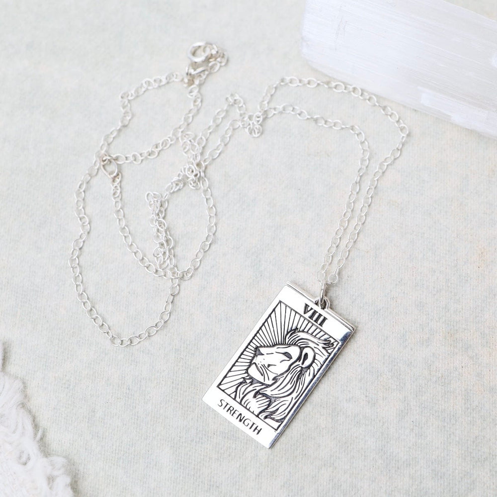 
                      
                        NKL Strength Tarot Card Pendant Necklace
                      
                    