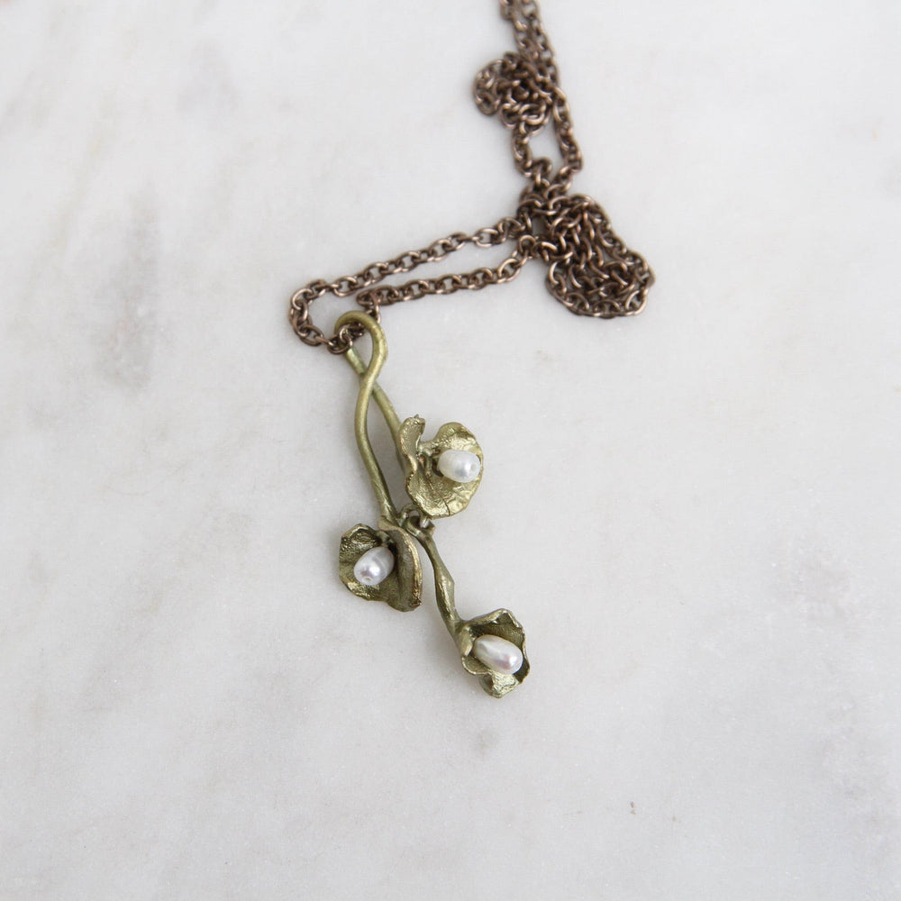 
                  
                    424 NKL Trailing Licorice Dainty Pendant
                  
                