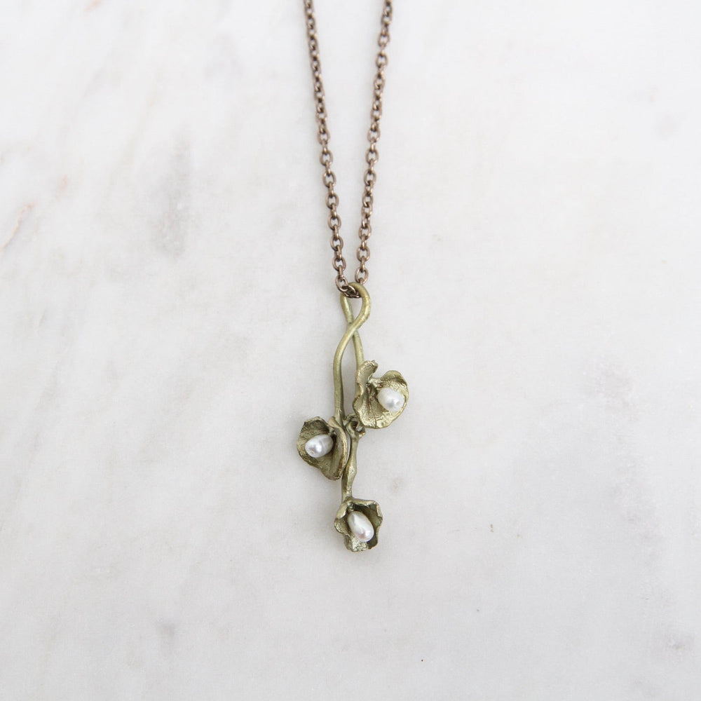 
                  
                    424 NKL Trailing Licorice Dainty Pendant
                  
                