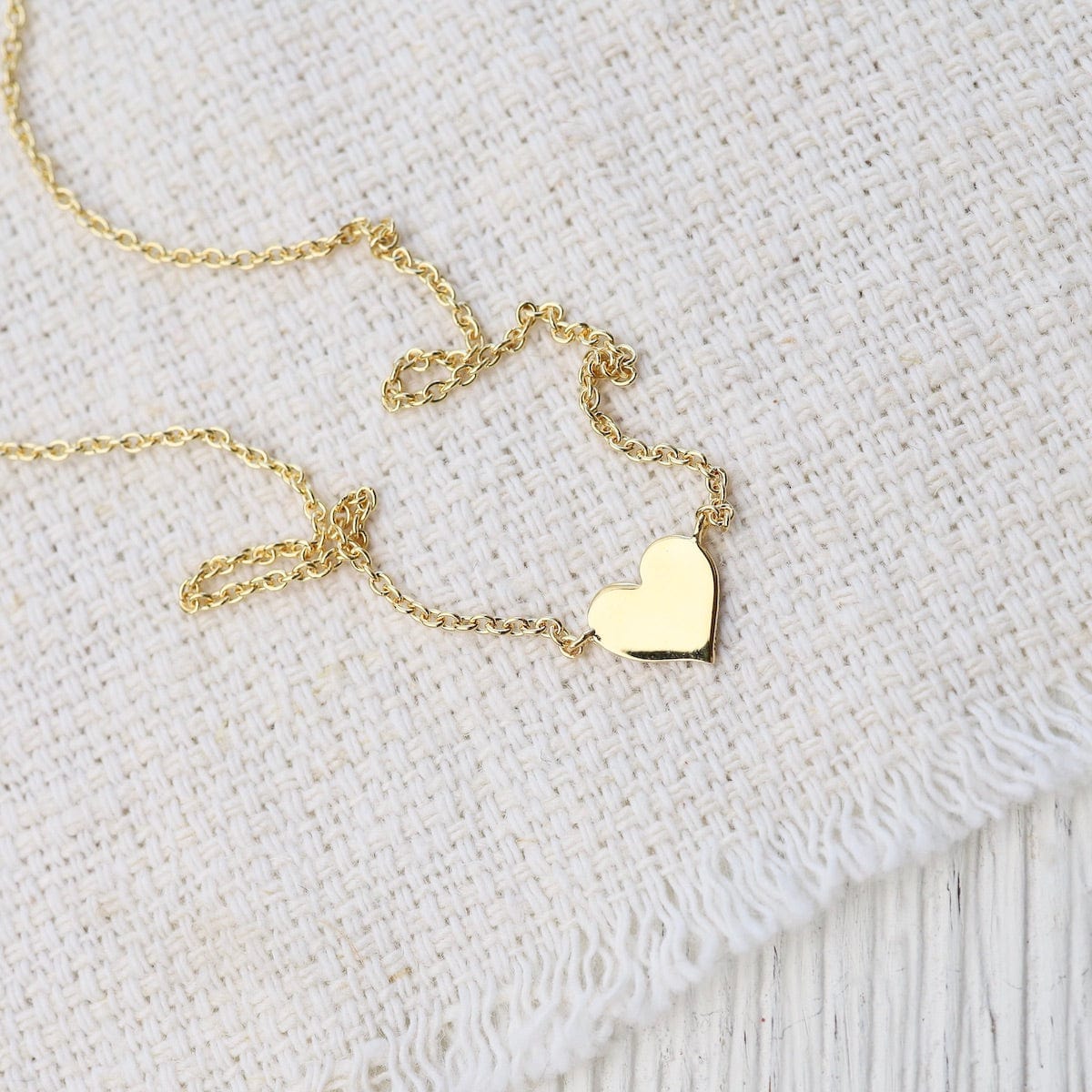 NKL-VRM Flat Heart Necklace - Gold Vermeil
