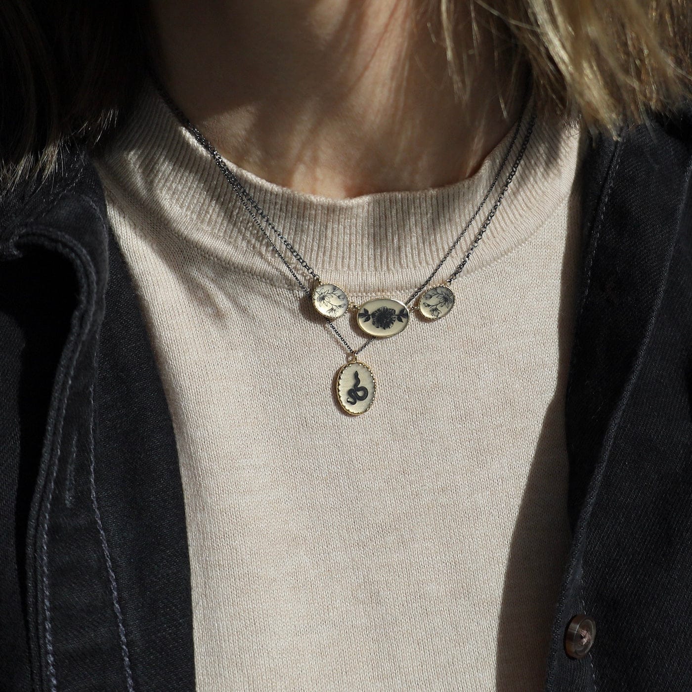 NKL-VRM Floral Triple Charm Necklace