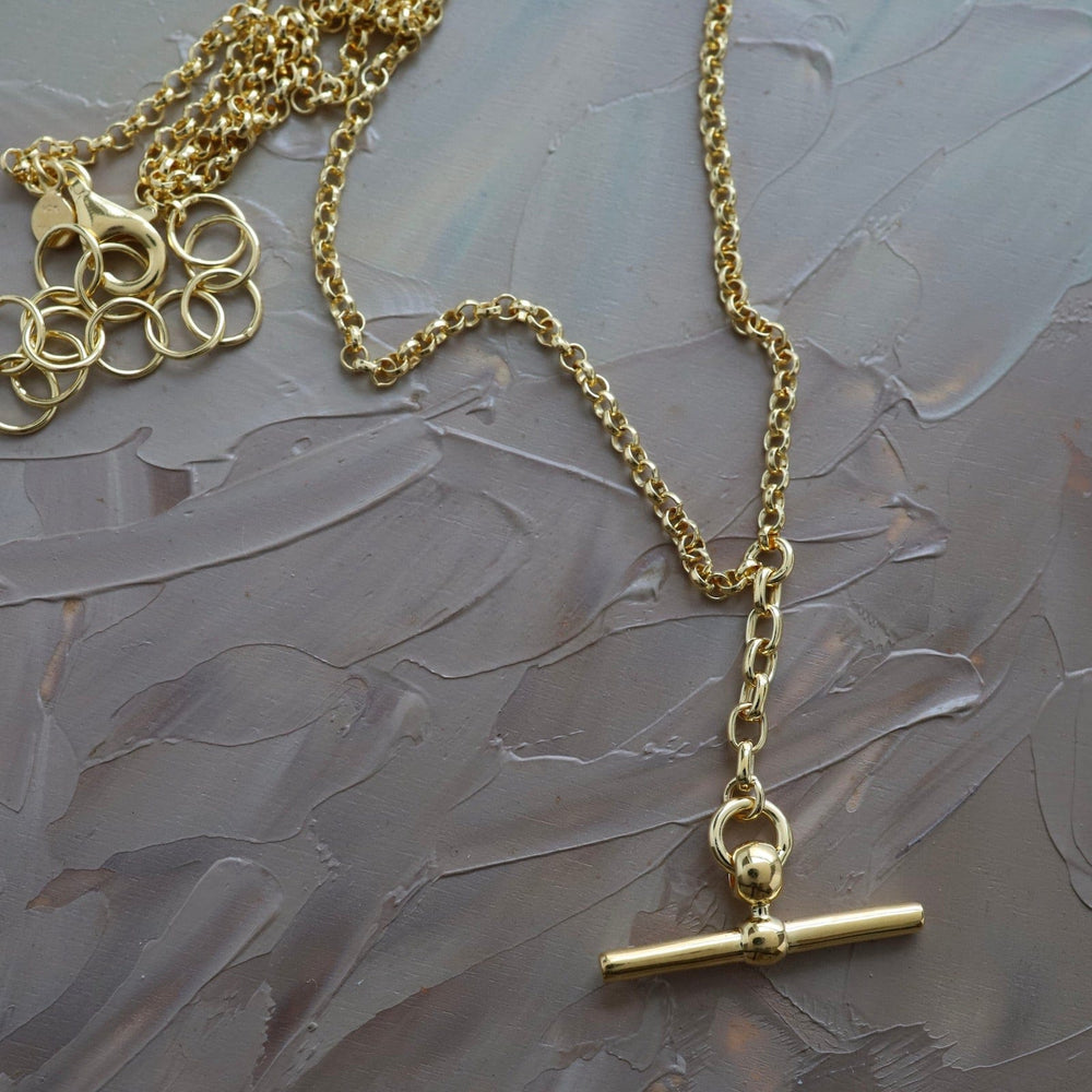 
                  
                    NKL-VRM Front Fob Necklace in Gold Vermeil
                  
                