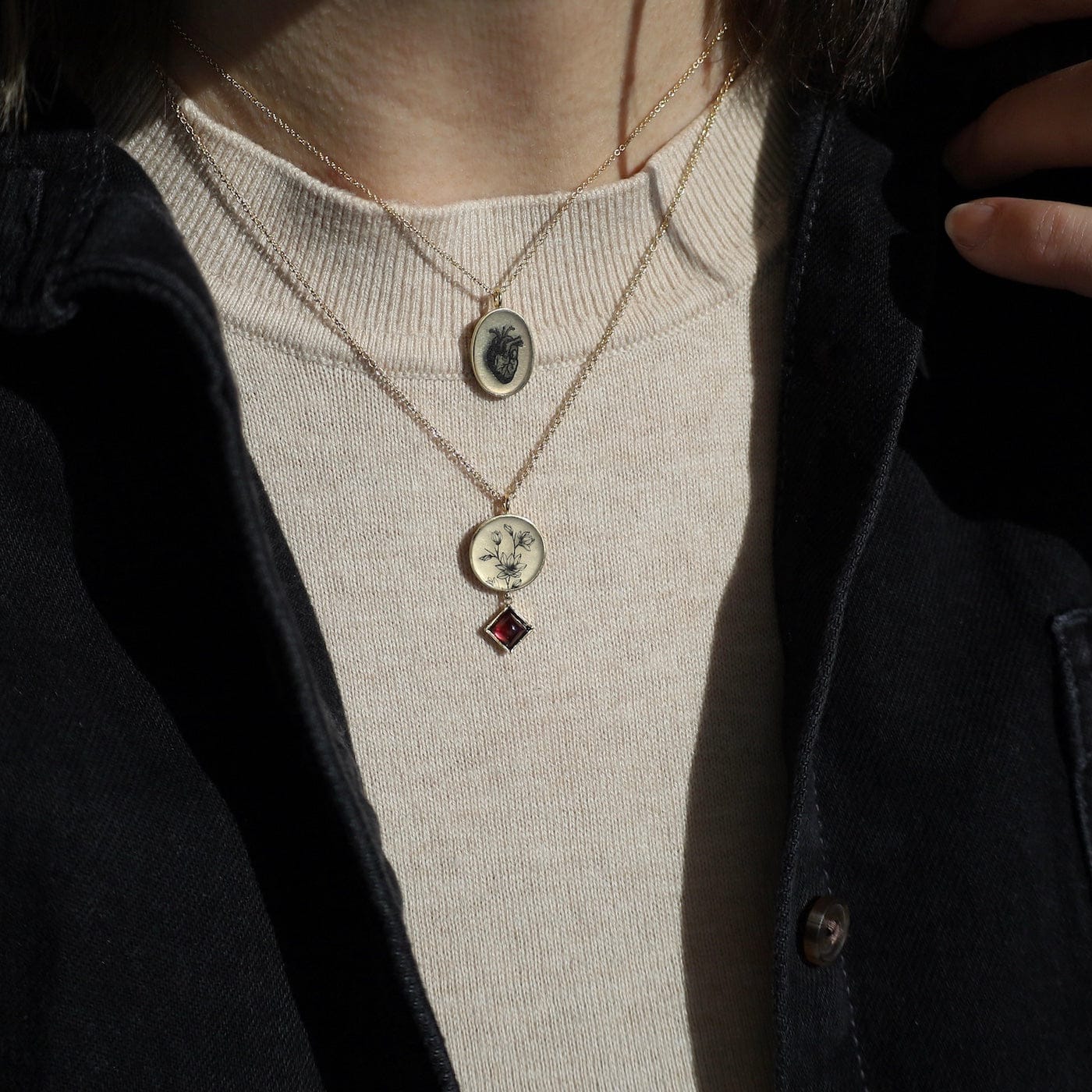 NKL-VRM Magnolia and Tourmaline Droplet Necklace