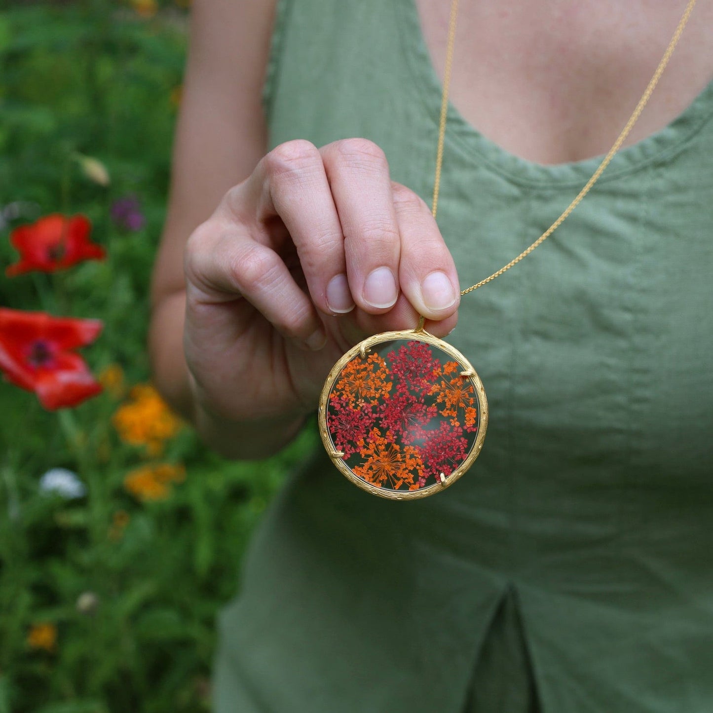 NKL-VRM Red & Orange Queen Anne's Lace Extra Large Botanical Necklace - 18k Gold Vermeil