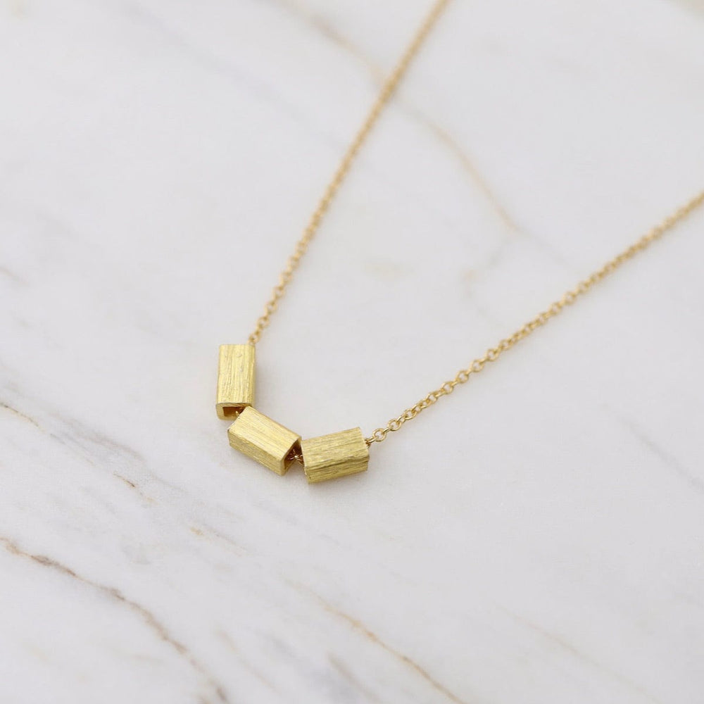 
                      
                        NKL-VRM Three Brushed Gold Vermeil Squares Necklace
                      
                    