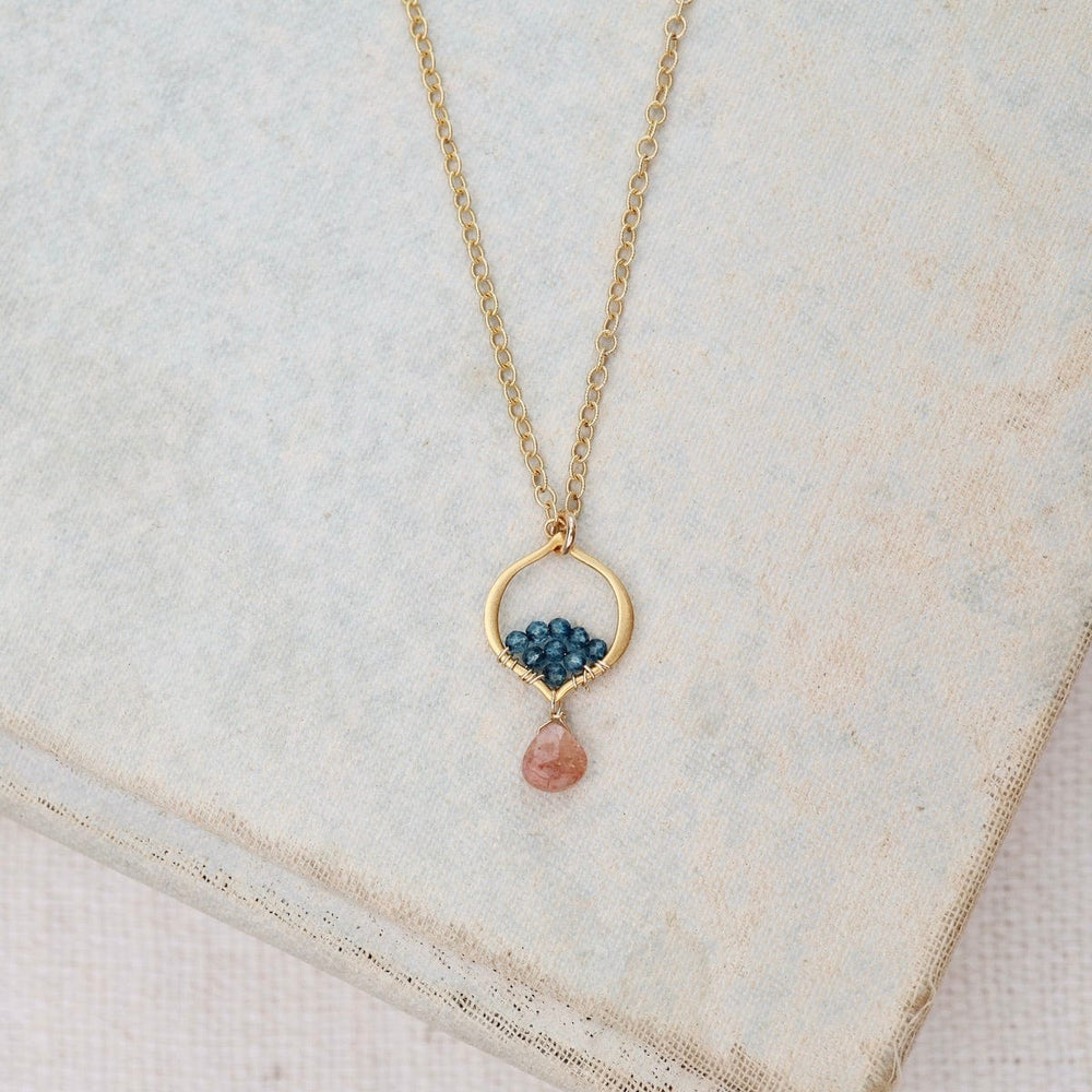 
                      
                        NKL-VRM Tiny Arabesque Necklace with Sunstone
                      
                    