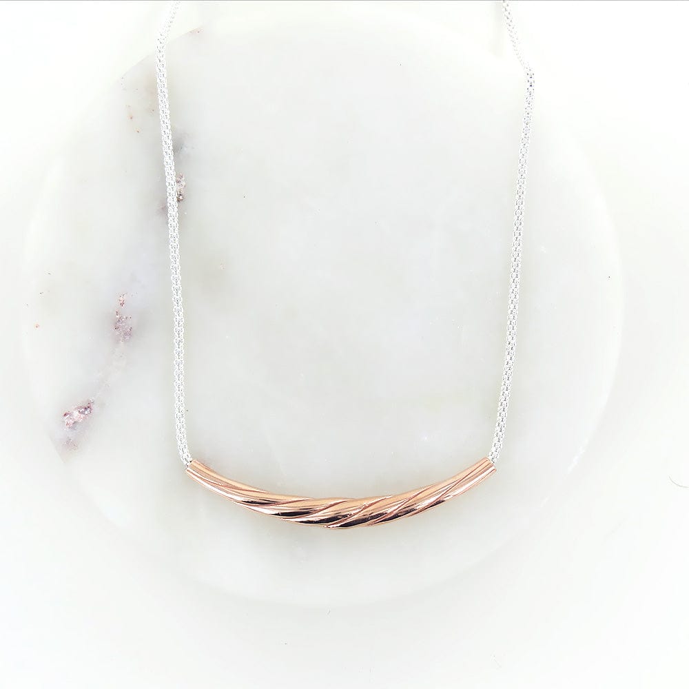 Load image into Gallery viewer, 570 NKL-VRM Twisted Rose Gold Curved Bar Necklace
