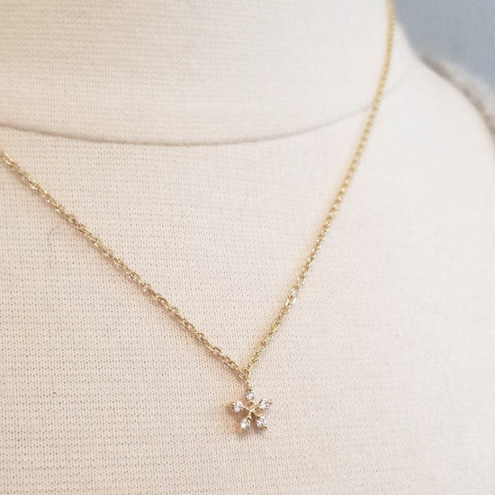 NKL-VRM Vermeil Tiny CZ Flower Necklace