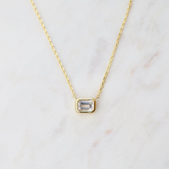 NKL-VRM Vermeil White Topaz Solitaire Necklace