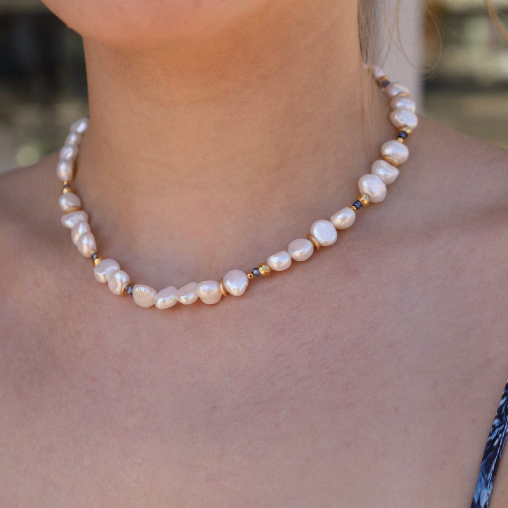 NKL White Pearl Iolite Station Necklace