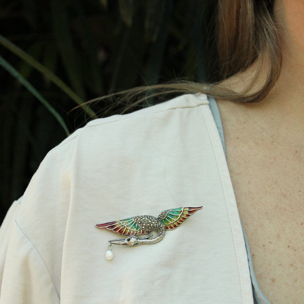 
                      
                        PIN Art Nouveau Flying Crane Pin
                      
                    