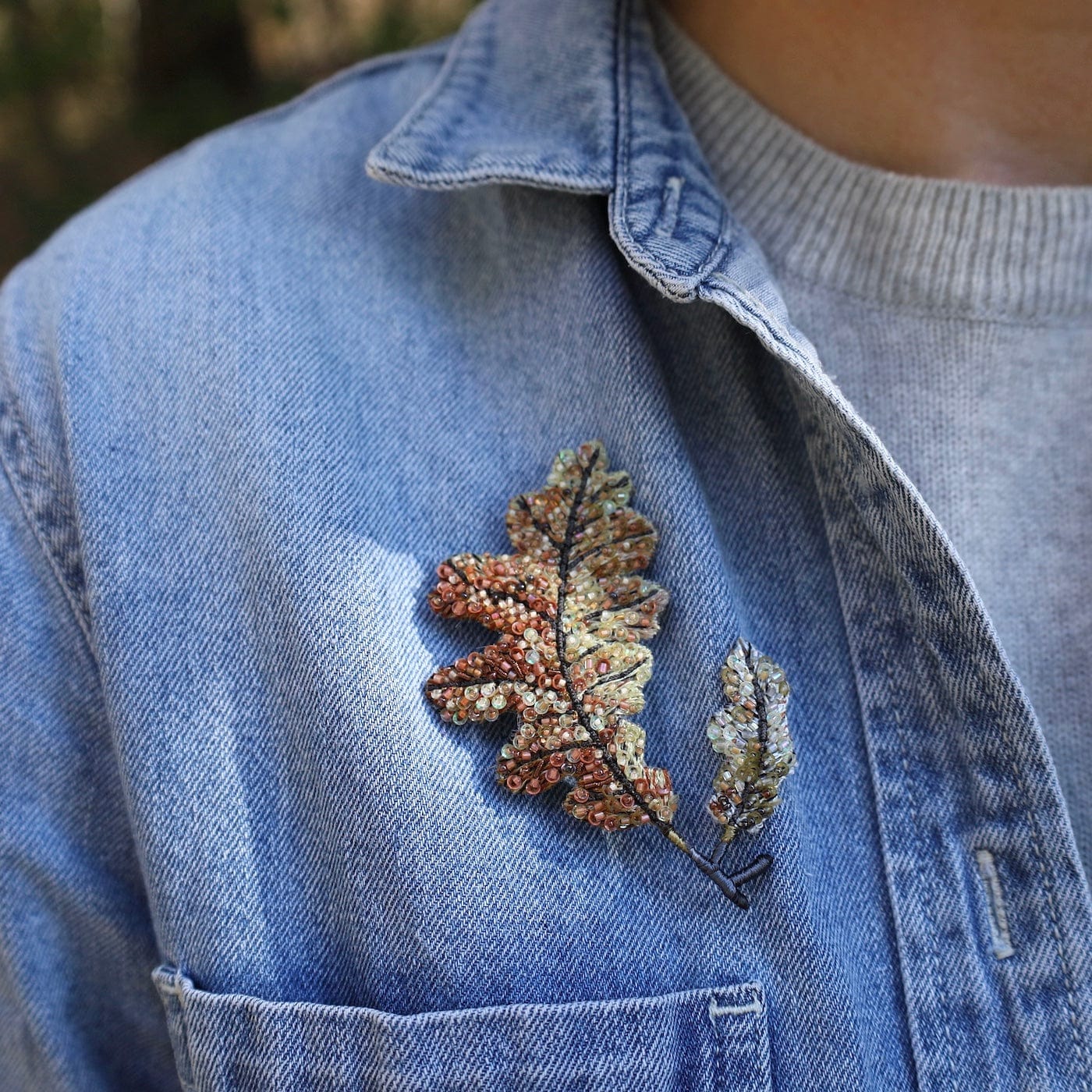 PIN Autumn Oak Leaf Brooch Pin