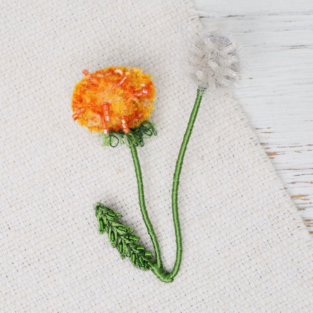 PIN Dandelion Brooch Pin