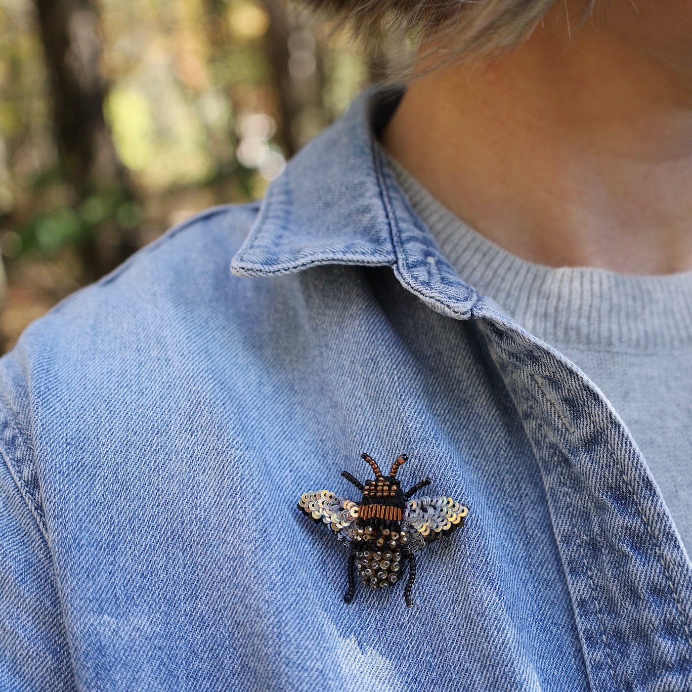 PIN Honey Bee Brooch Pin