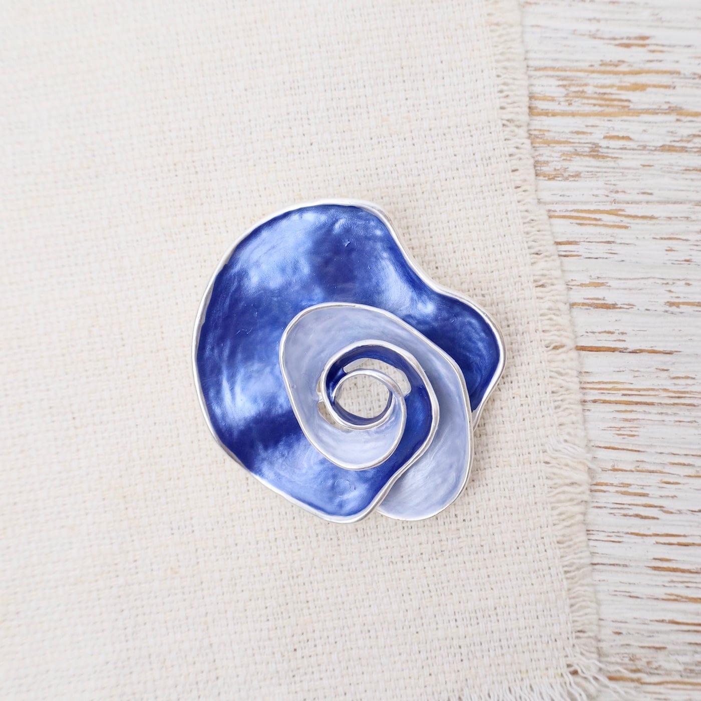 PIN-JM Blue Flower Magnetic Brooch