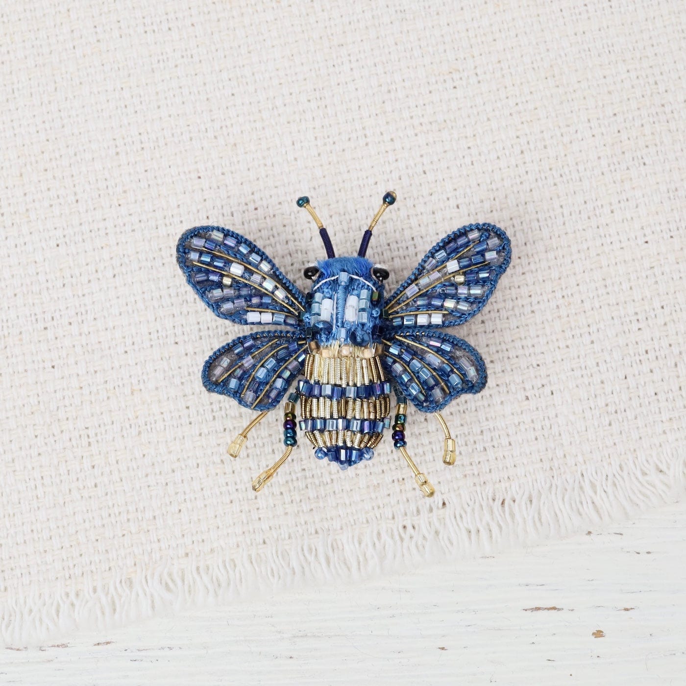 PIN Mason Bee Brooch Pin
