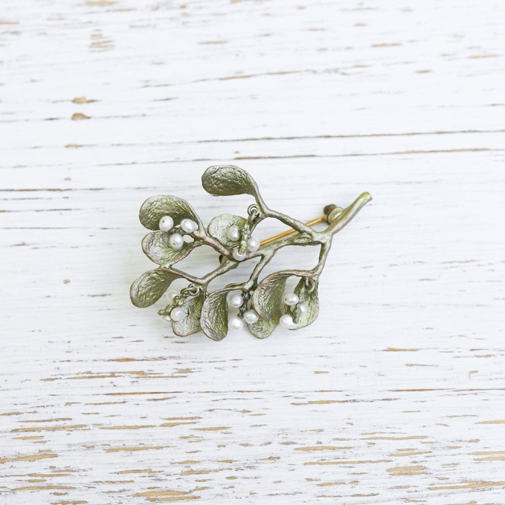 
                      
                        PIN Mistletoe Brooch
                      
                    