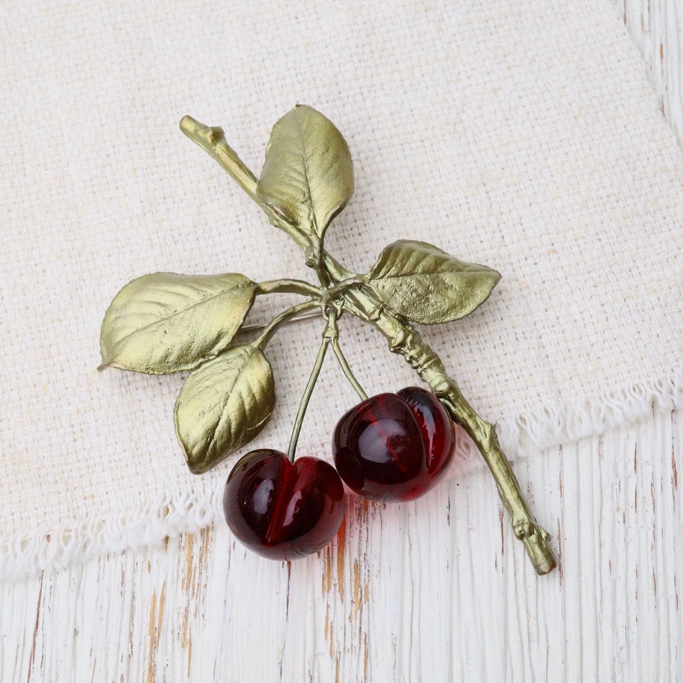 PIN Morello Cherry Pin