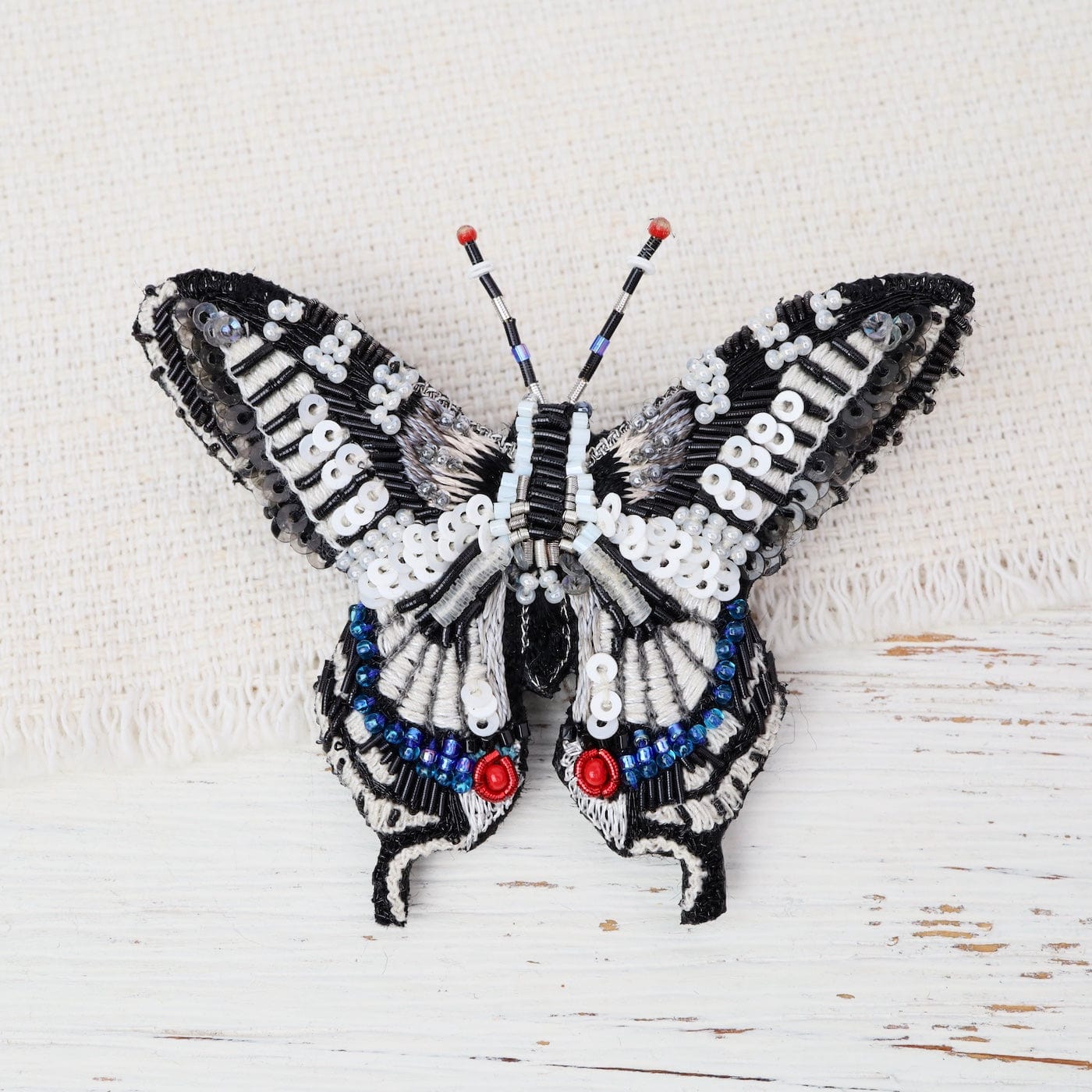 PIN Old World Swallowtail Butterfly Brooch Pin