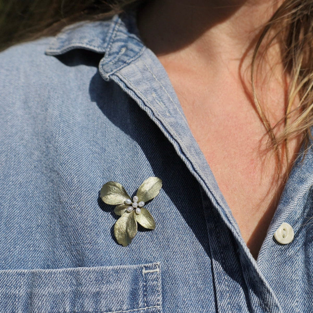 
                      
                        PIN Pachysandra Brooch
                      
                    