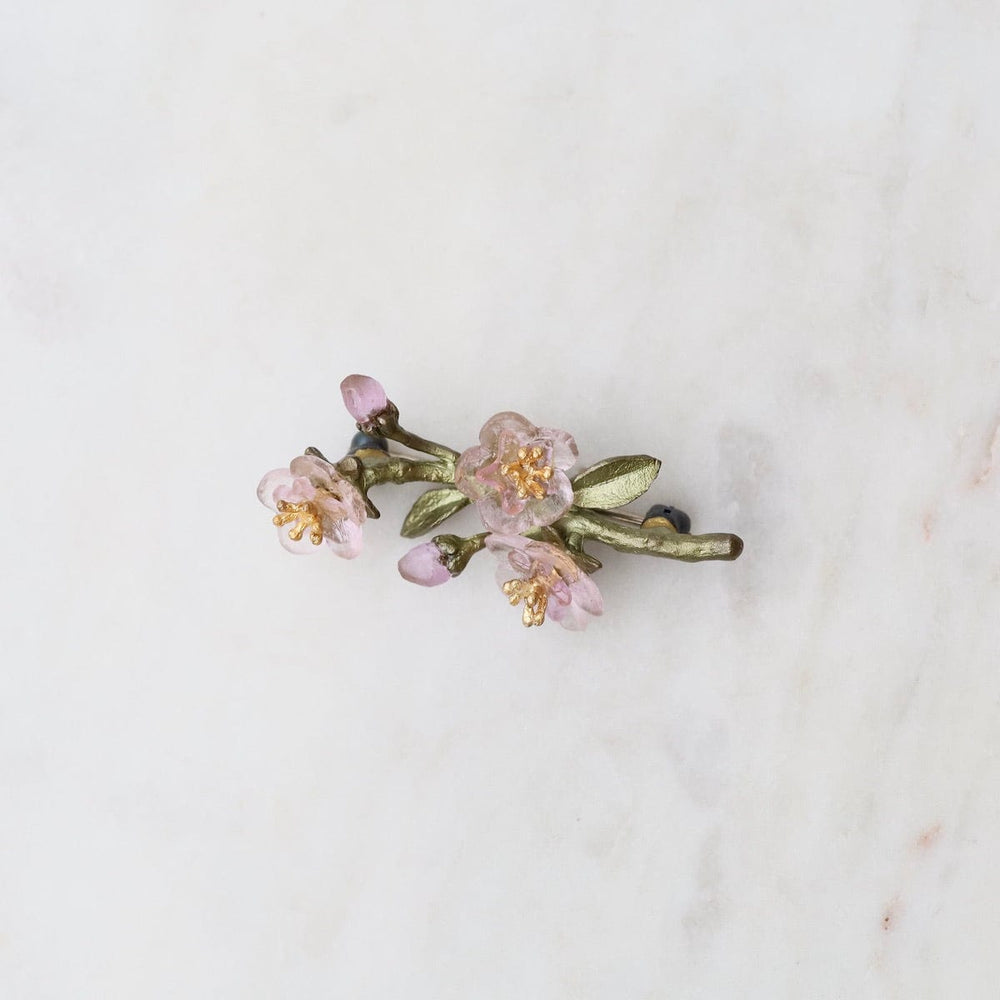 
                  
                    PIN Peach Blossom Dainty Brooch
                  
                