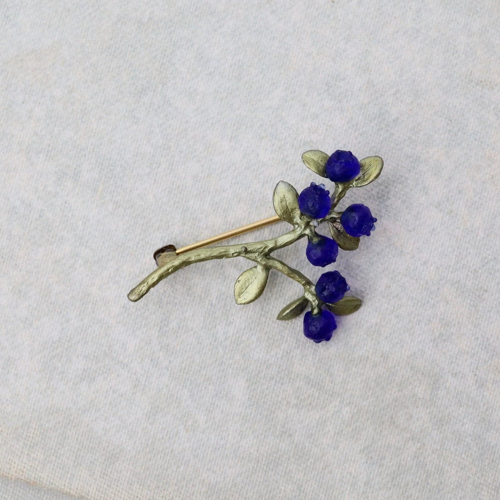 
                  
                    PIN Petite Blueberry Dainty Brooch
                  
                