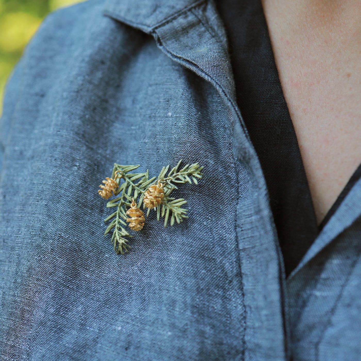 PIN Pine Needle Brooch