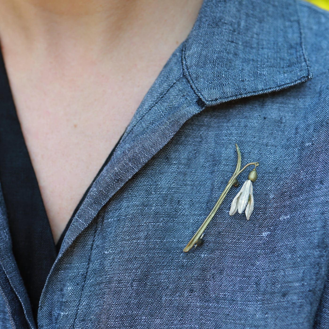 PIN Snowdrops Dainty Brooch