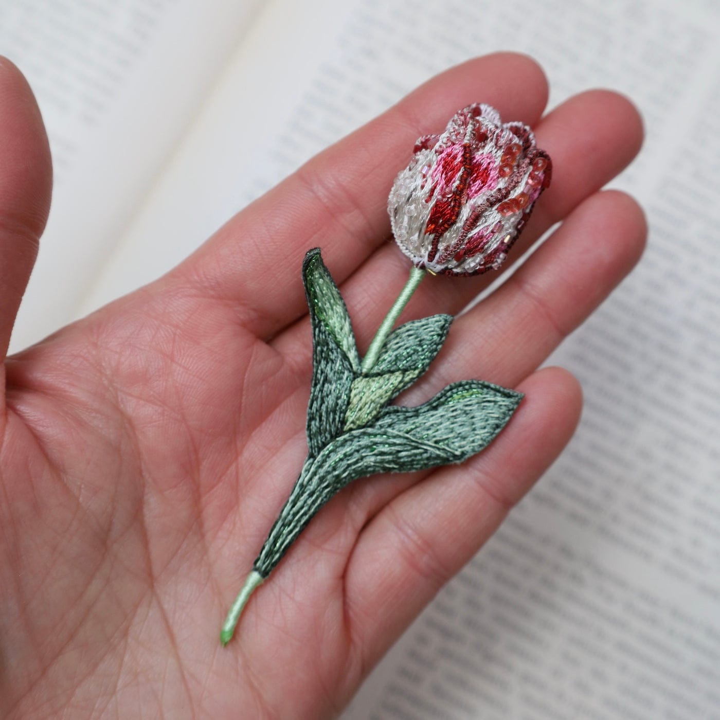 PIN Striped Tulip Brooch Pin