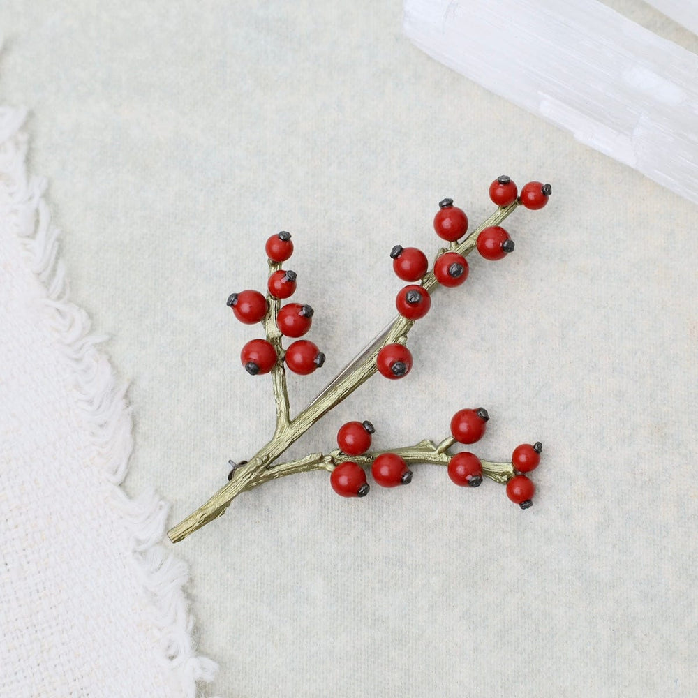 
                      
                        PIN Winterberry Brooch
                      
                    