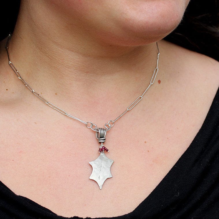 PND Holly Leaf with Garnet Berries Pendant