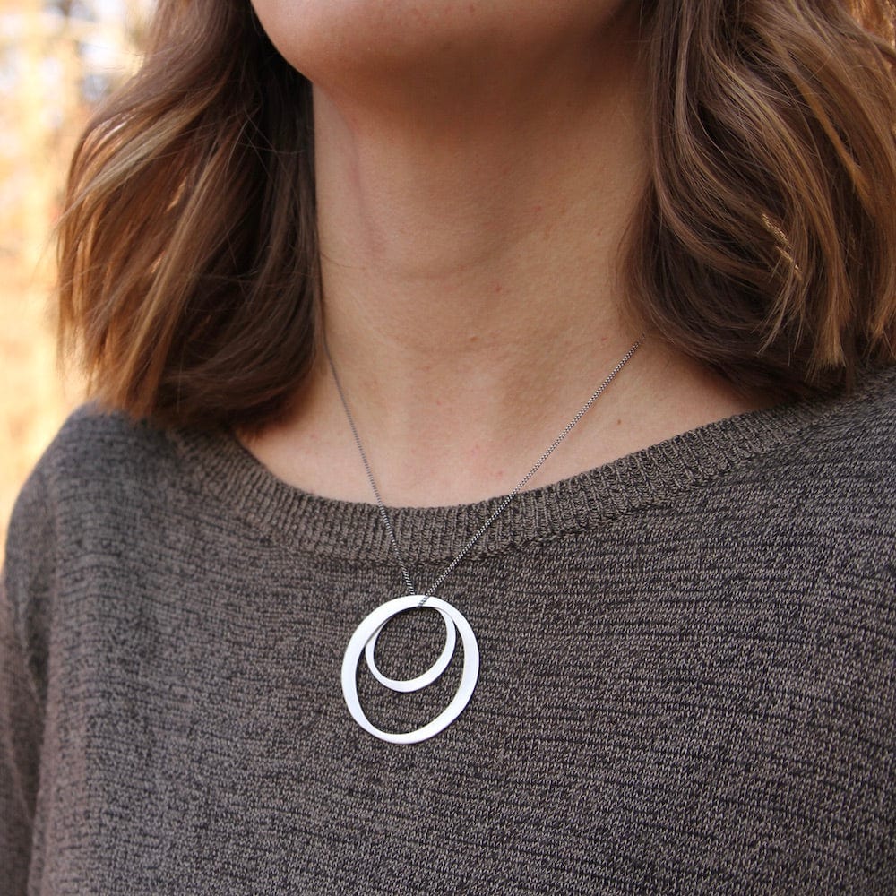 
                      
                        PND Simple Double Circle Necklace
                      
                    