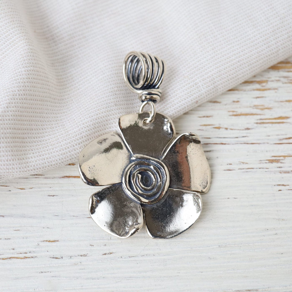 
                      
                        PND Spiral Flower Pendant
                      
                    