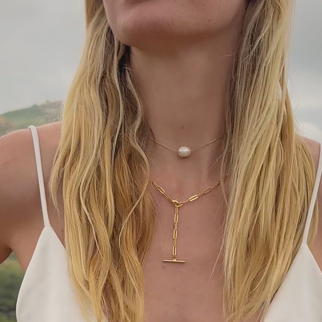 Isla Pearl Necklace