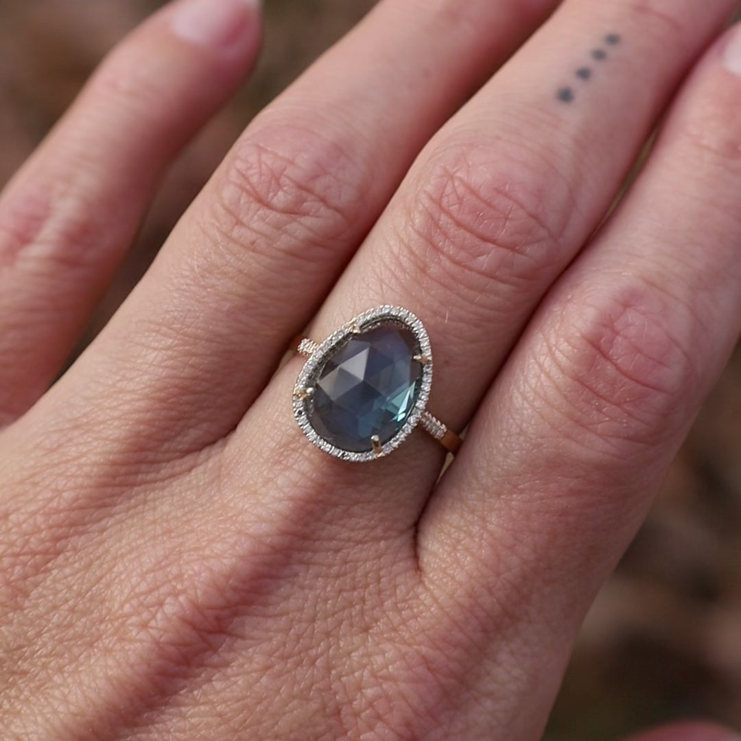 14k Organic Shape London Blue Topaz Ring