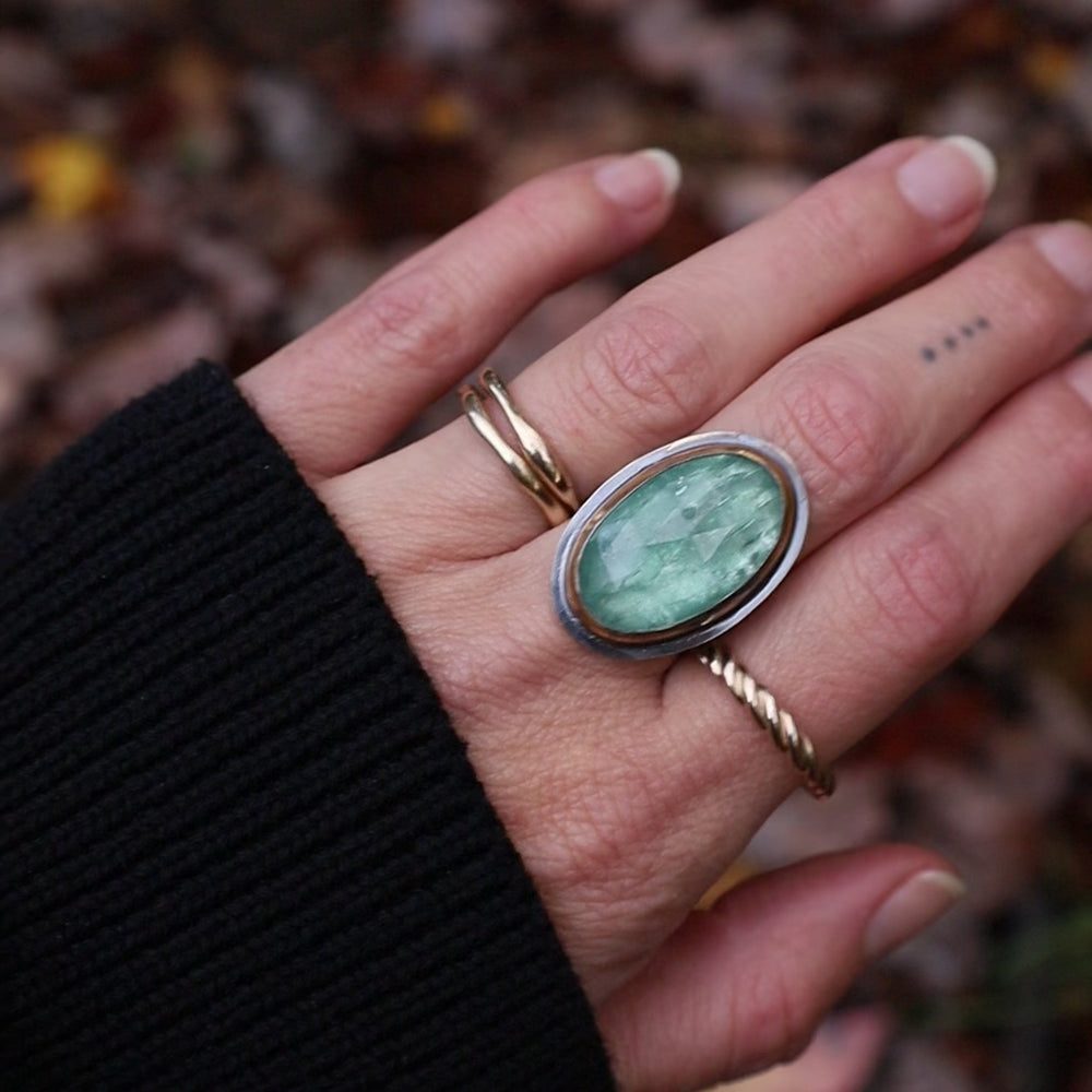 
                  
                    Load and play video in Gallery viewer, Sky Blue Kyanite Extra Large Crescent Rim Ring
                  
                