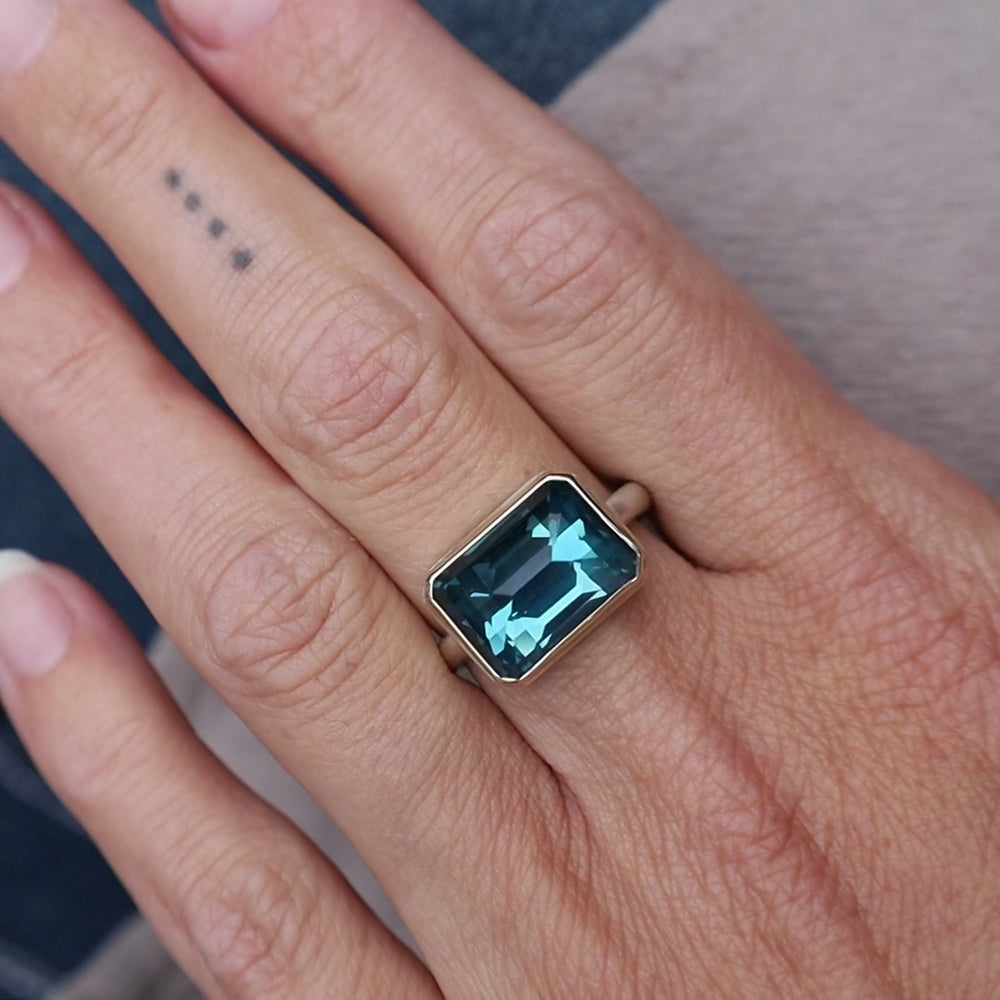 
                      
                        Load and play video in Gallery viewer, Jamie Joseph Small Rectangular Inverted London Blue Topaz Ring
                      
                    