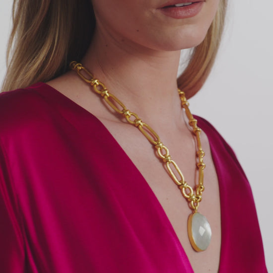 Load and play video in Gallery viewer, Ivy Statement Necklace in Iridescent Clear Crystal
