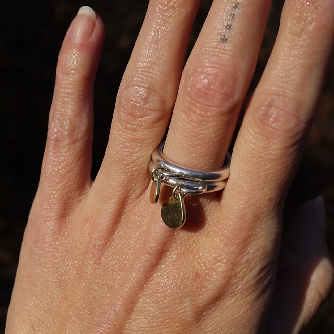 Golden Teardrop Ring Medium