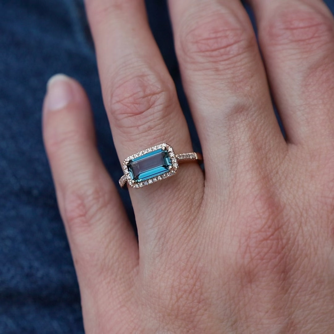 Load and play video in Gallery viewer, 14k Rose Gold Rectangular London Blue Topaz Ring
