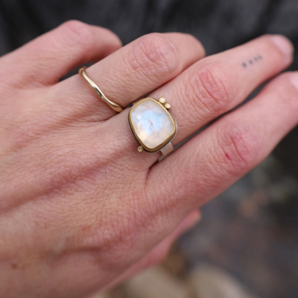 
                  
                    Load and play video in Gallery viewer, 22k Bezel Set Rosecut Moonstone Ring with 3 Diamonds
                  
                