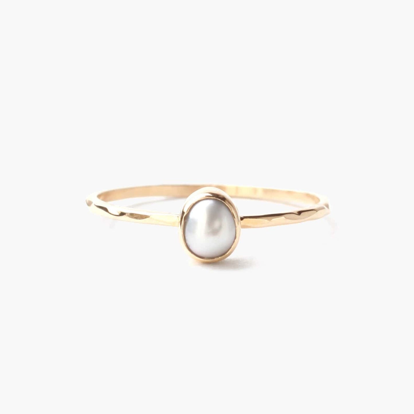 RNG-14K 14k Ring with White Freshwater Pearl