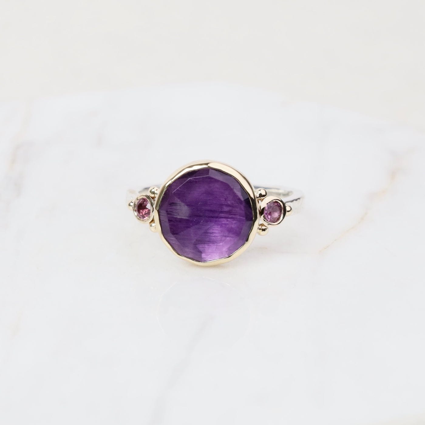 RNG-14K 14k Yellow Gold Bezel & Sterling Silver Shank Amet