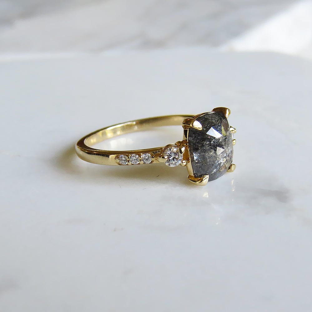 RNG-14K ELIZA OVAL DIAMOND RING