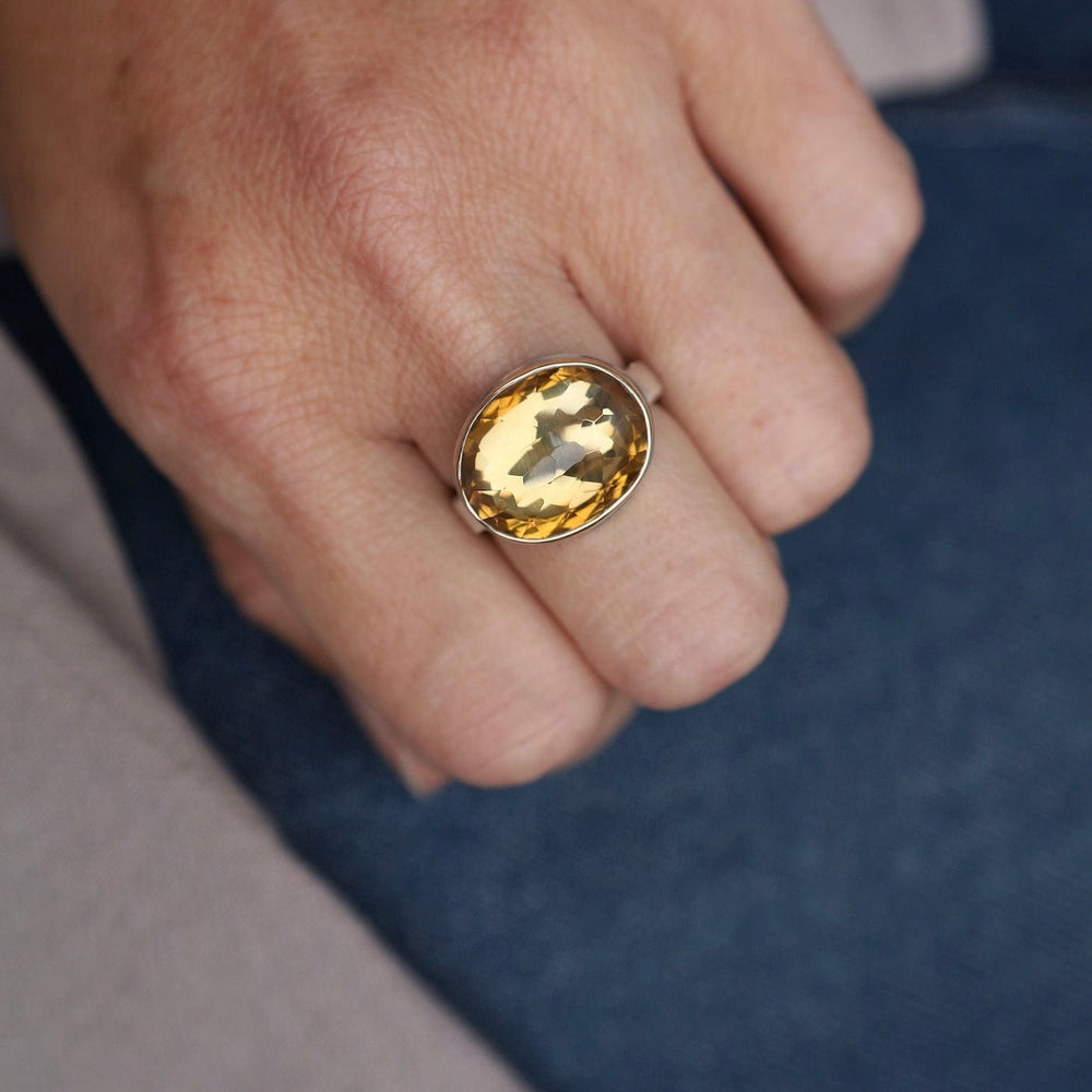 
                      
                        RNG-14K Jamie Joseph Oval Inverted Citrine Ring
                      
                    