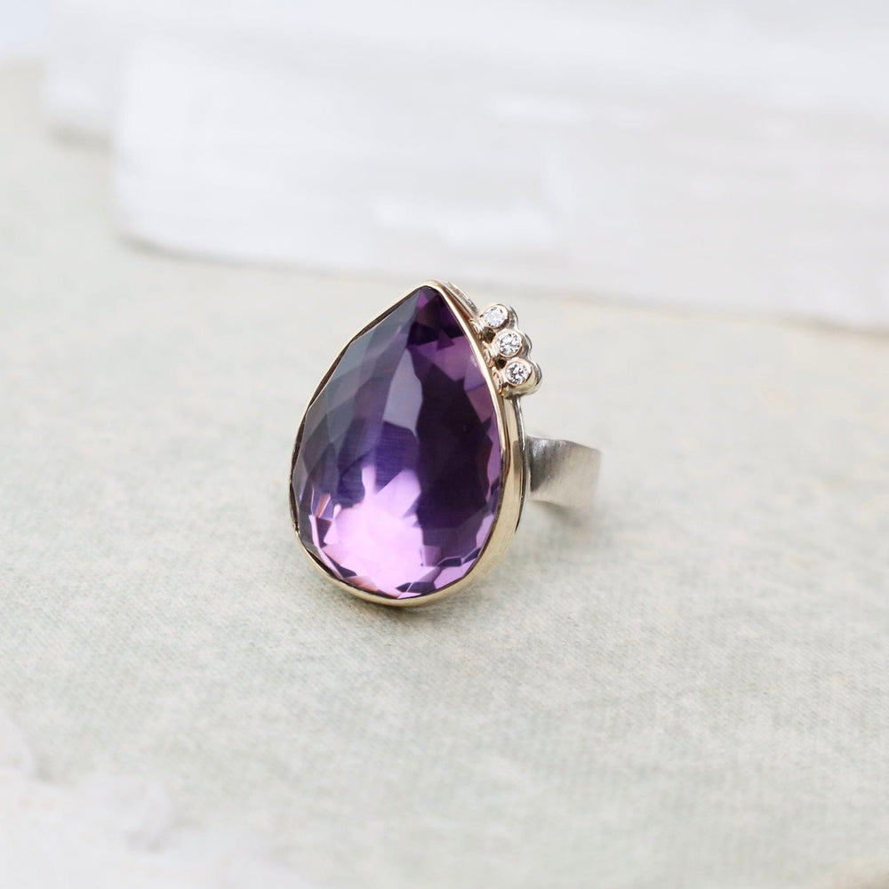 
                  
                    RNG-14K Jamie Joseph Vertical Inverted Teardrop Amethyst & Triple Satellite Diamond Ring
                  
                