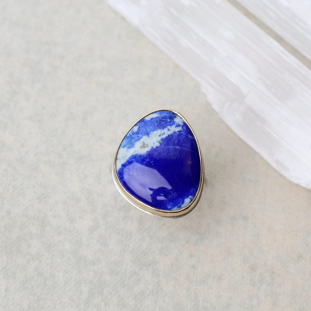 
                      
                        RNG-14K Jamie Joseph Vertical Smooth Lapis Ring
                      
                    